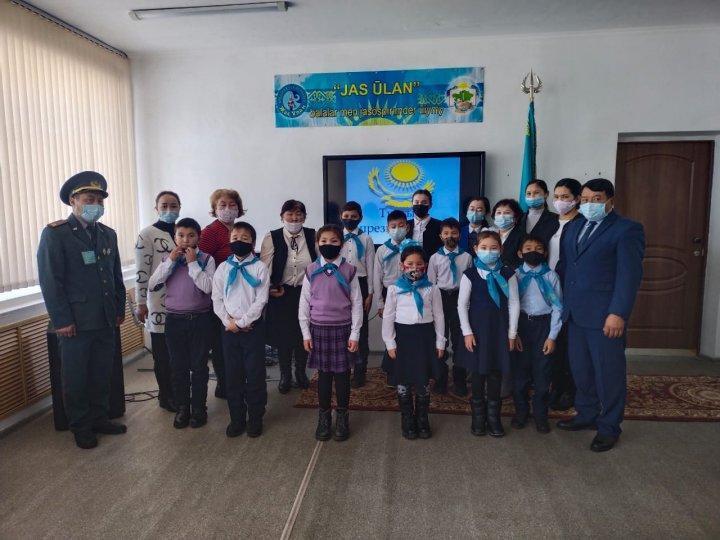 1- ші желтоқсан тұңғыш президент күні
